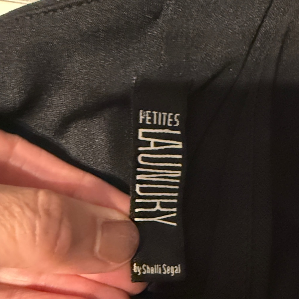 Laundry by Shelli Segal one shoulder cocktail dress